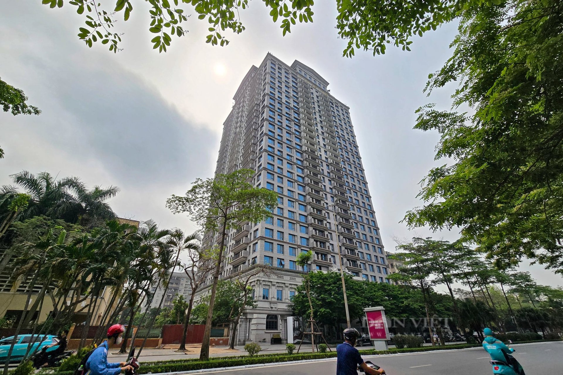 Hanoi Signature - Phong cách Versailles